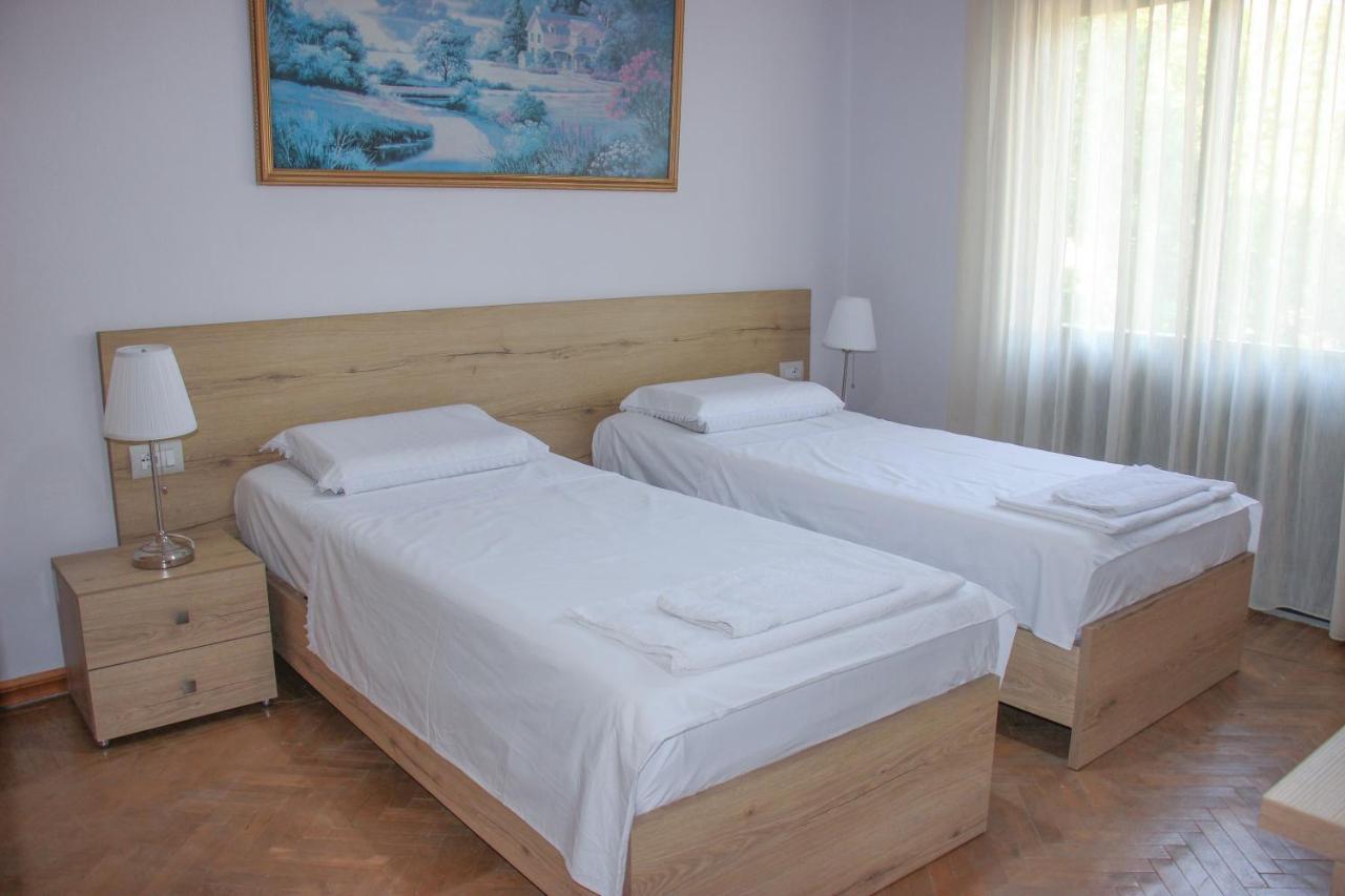 Ballo Apartments Gjirokastra Kültér fotó